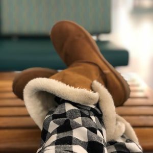 Meet your Posher, Ana